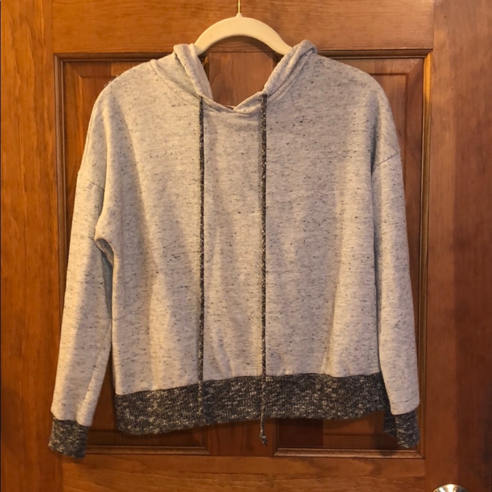 Speckled gray and black sweatshirt